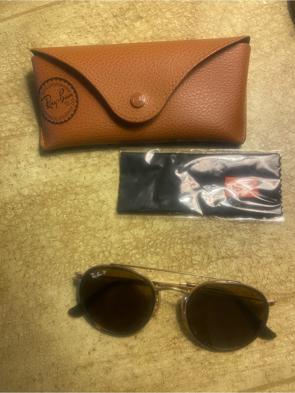 Ray-Ban Round, Polarized Sunglasses in Brown Lenses/Gold Frames  Made in Italy
